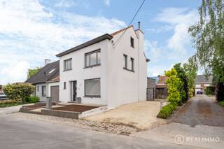 House for sale in Waregem