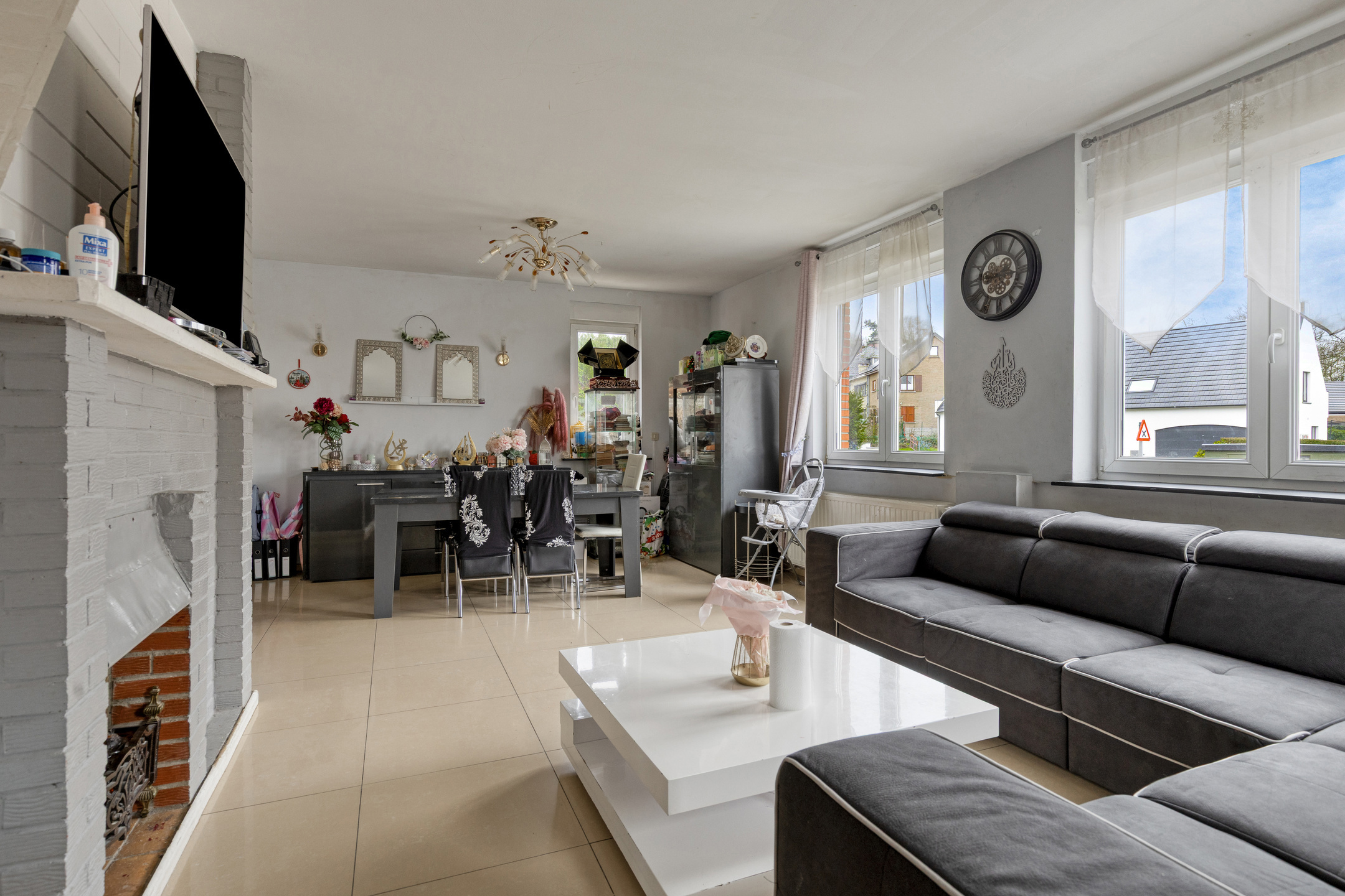 Huis te koop in Dilbeek met 5 slaapkamers - foto 2