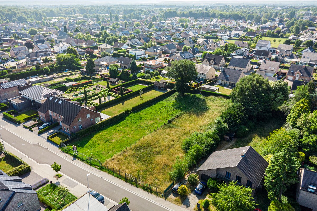 BOUWKAVEL VAN 1.463 m² OP DE WIJNGAARDSTRAAT TE LANAKEN! - foto 3