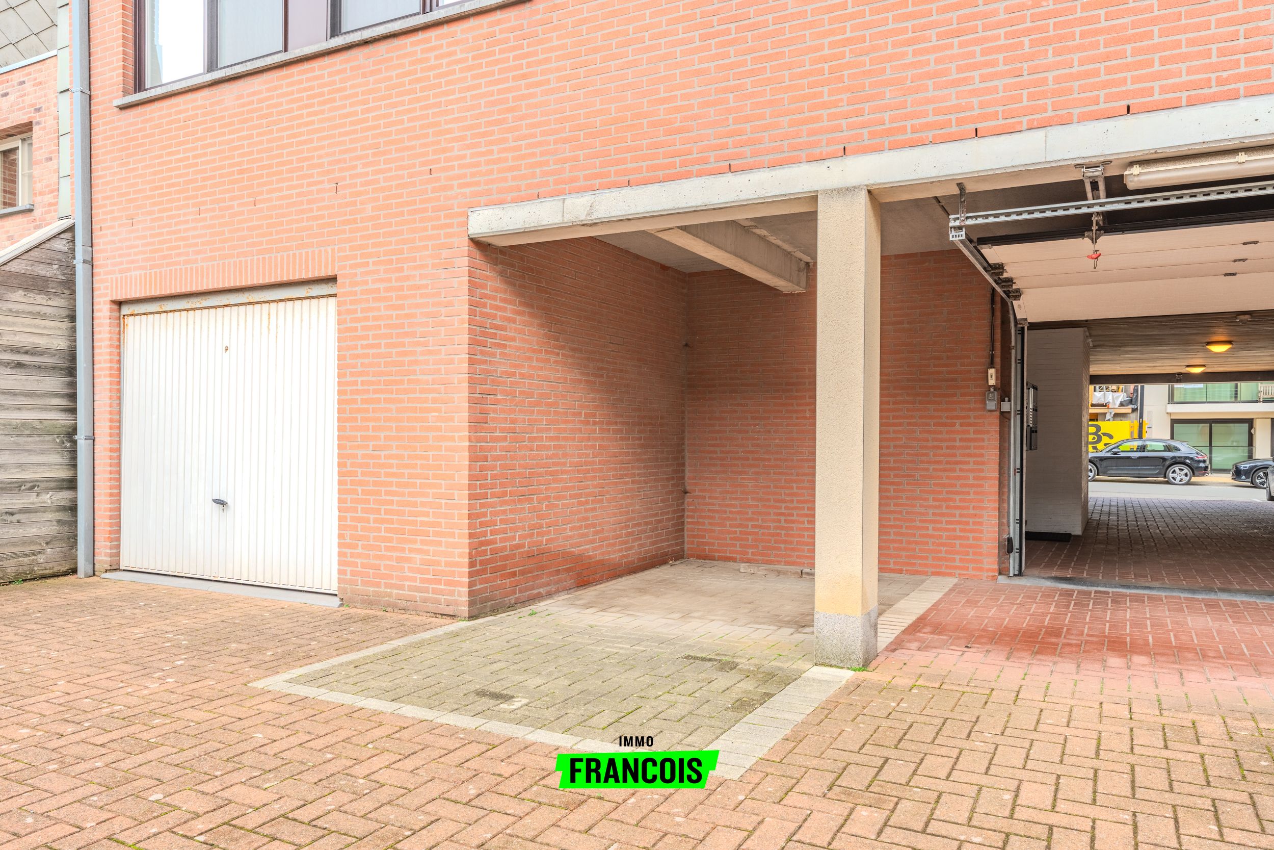 Garage for sale in Middelkerke - photo 1