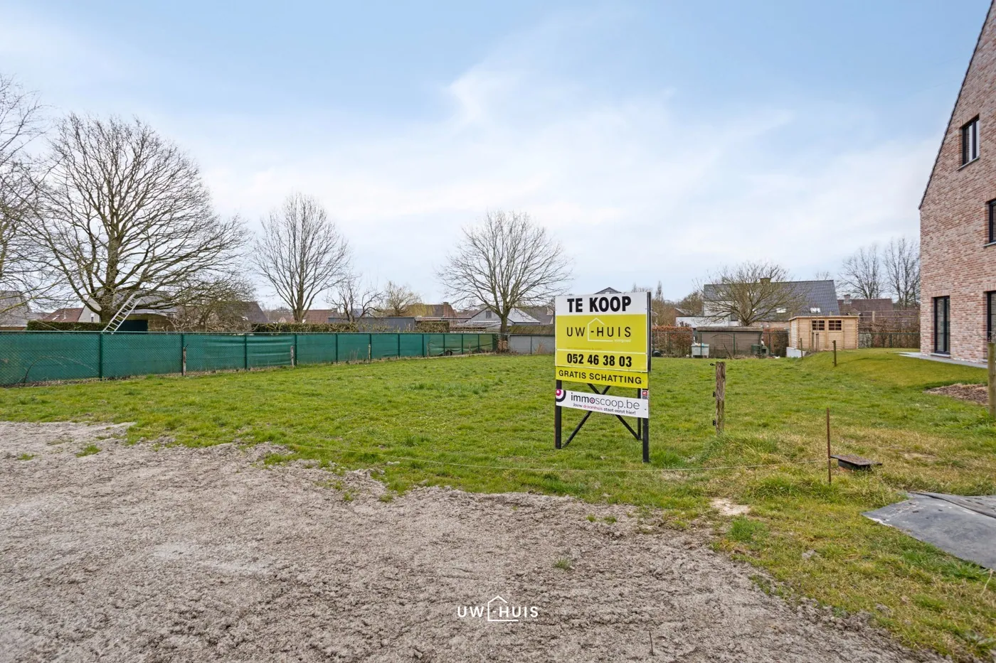 Bouwgrond voor open bebouwing van 717m2 - foto 3