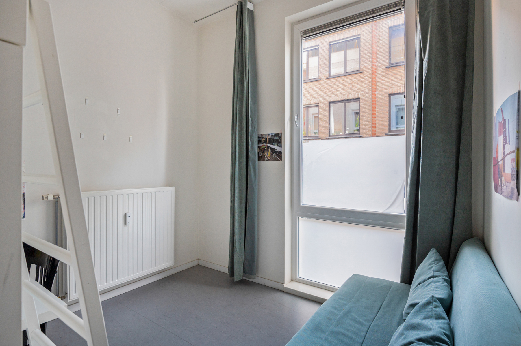 Gelijkvloerse studentenkamer met gemeenschappelijke tuin - foto 3