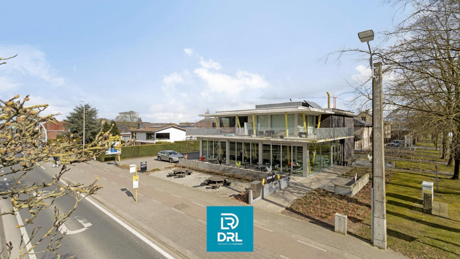 Handelspand met twee appartementen te Diksmuide - foto 2