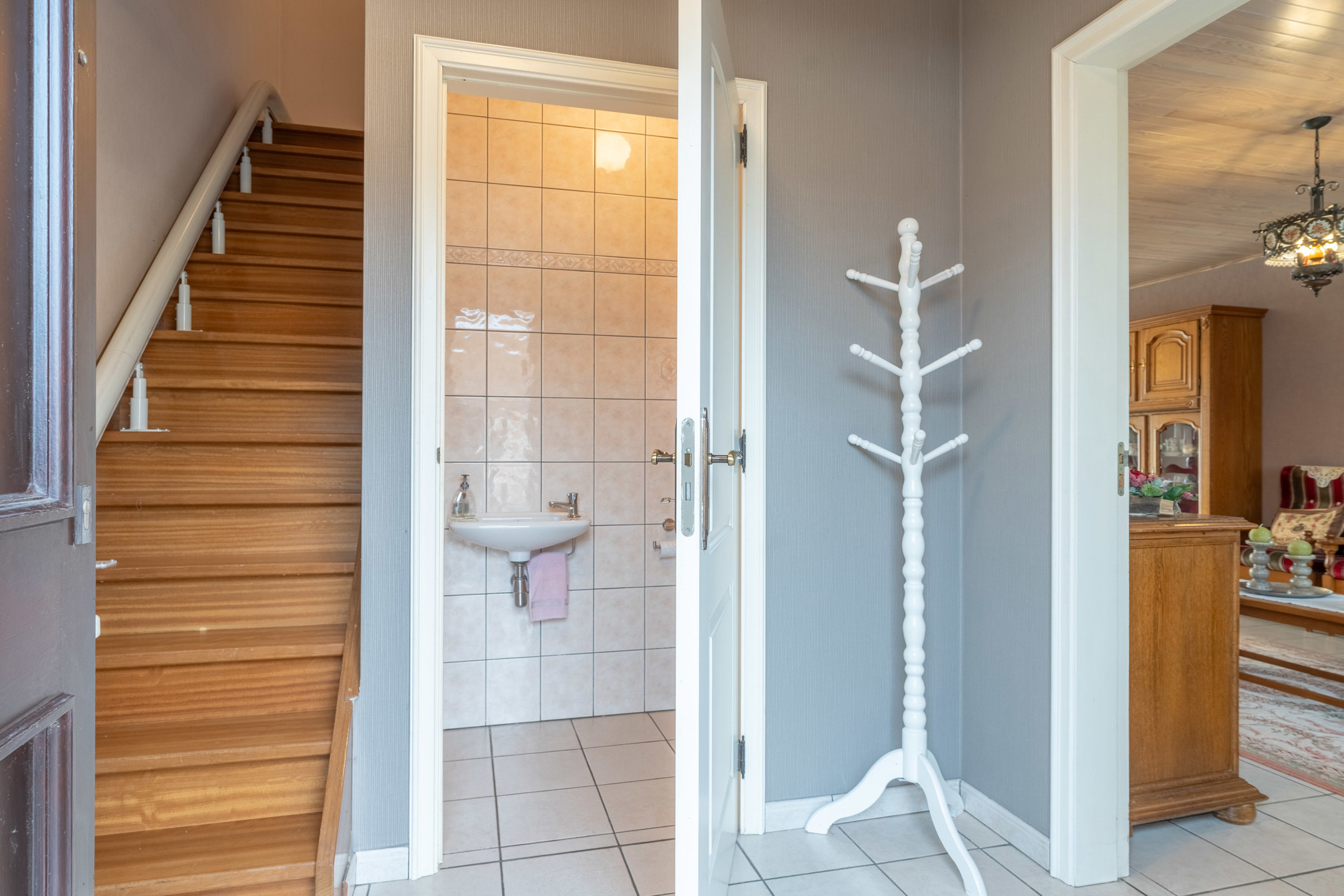 Zeer gunstig gelegen woning met 3 slpks en dubbele garage - foto 4