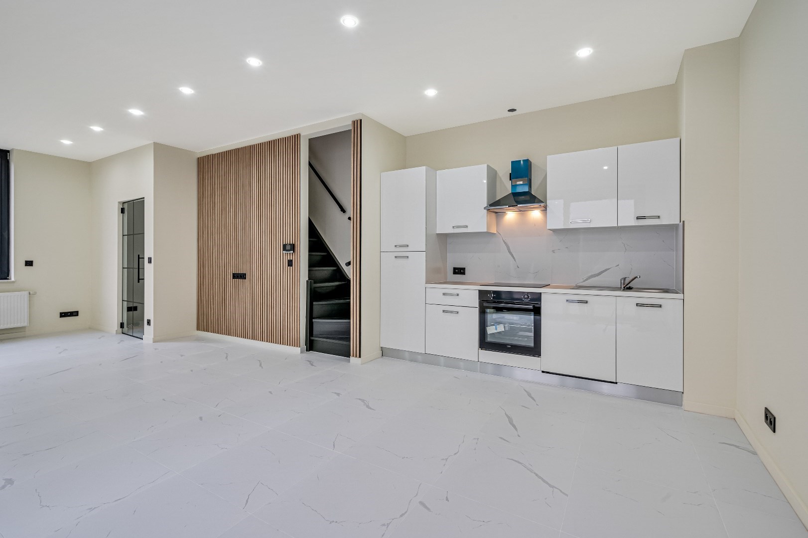 Instapklare en centraal gelegen rijwoning in Kortrijk - foto 5