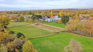 [[ DIT PAND NEEMT DEEL AAN DE ERA OPEN HUIZEN DAG OP 6/12 VAN 11:00 TOT 12:00 ]]Gunstige gelegen woning met 2 (mogelijk 3) slaapkamers met garage en...