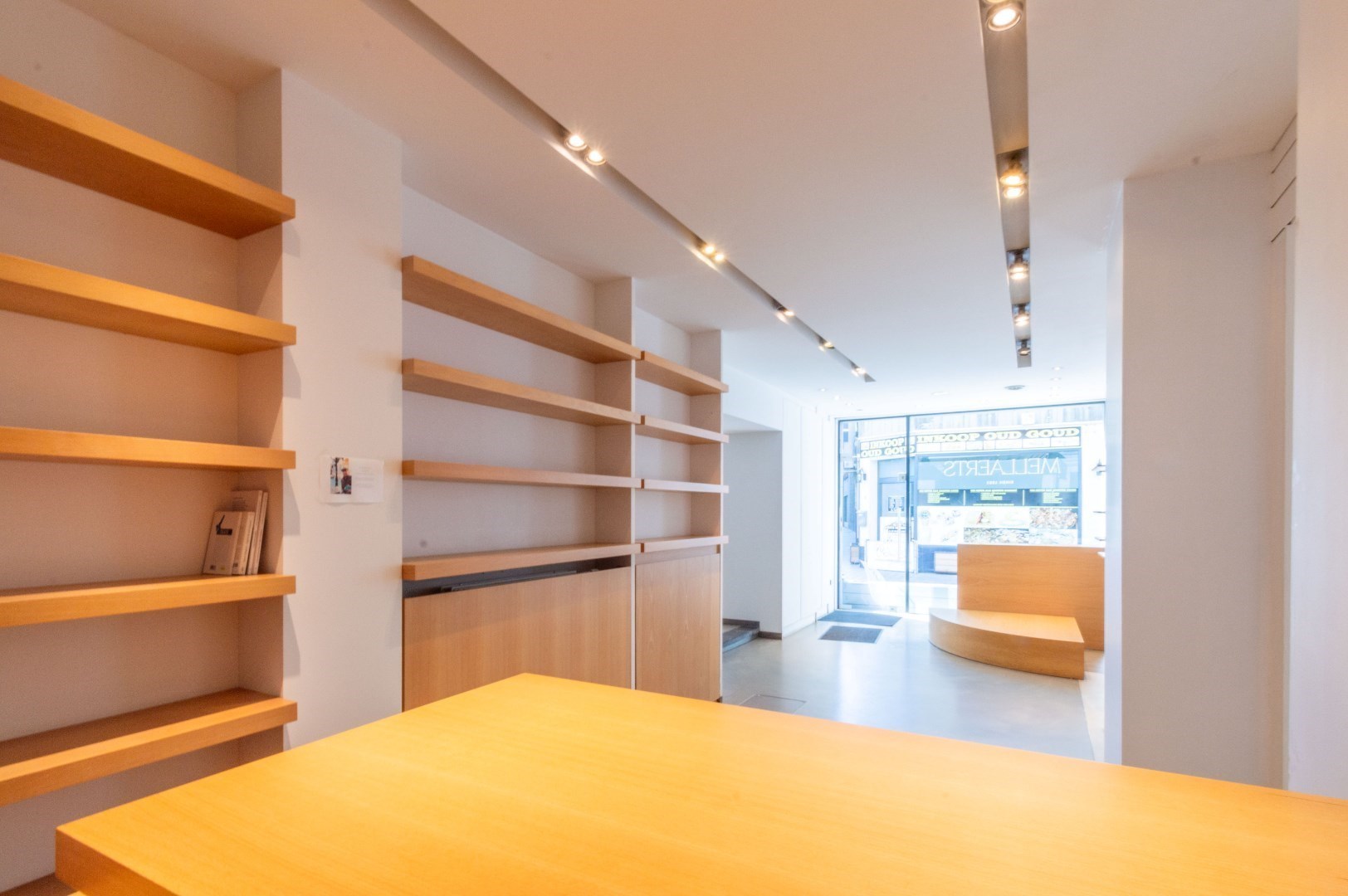 Commercial for sale in Halle - photo 4