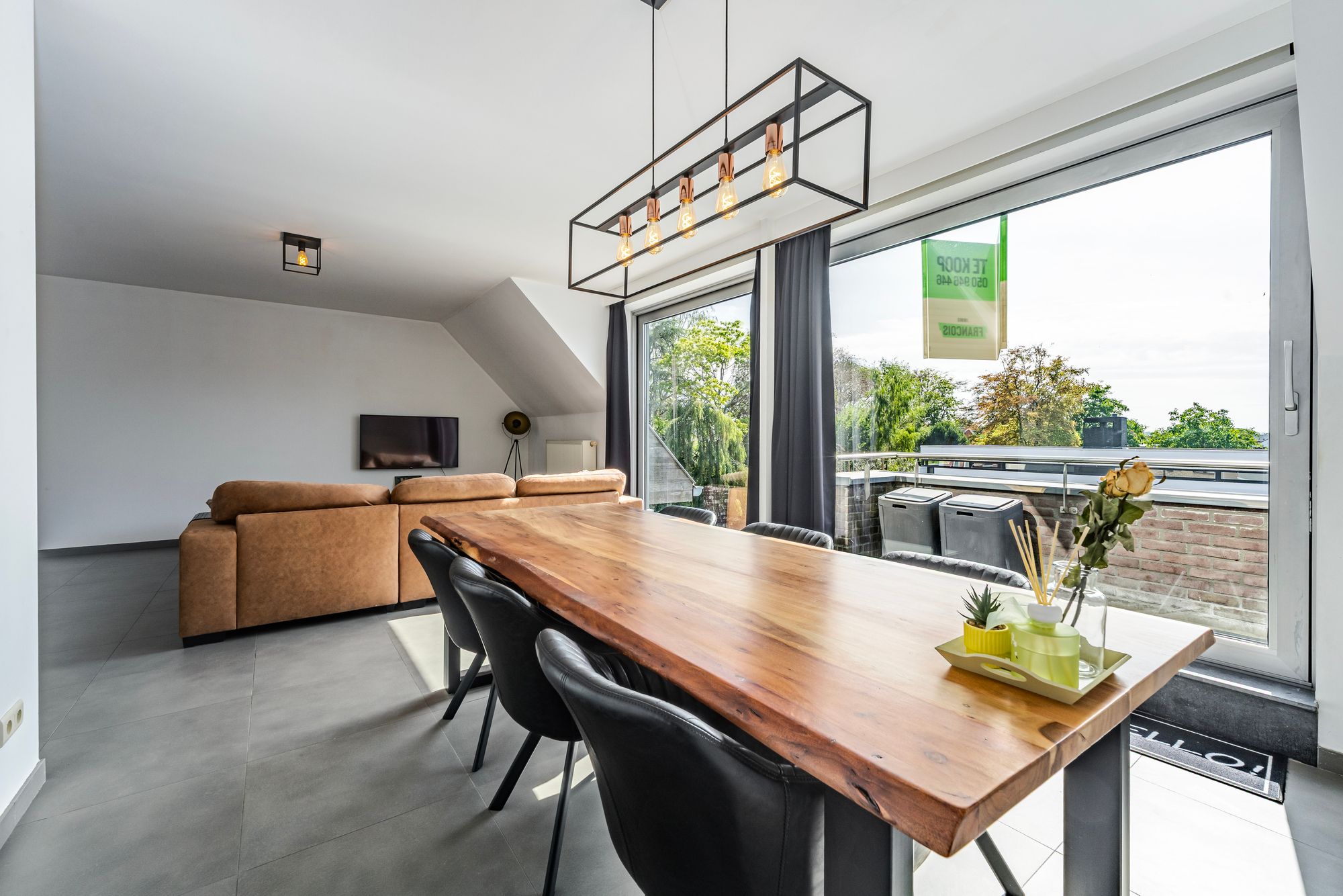 Ruim appartement met 3 slaapkamers, 2 terrassen in centrum Zedelgem - foto 5