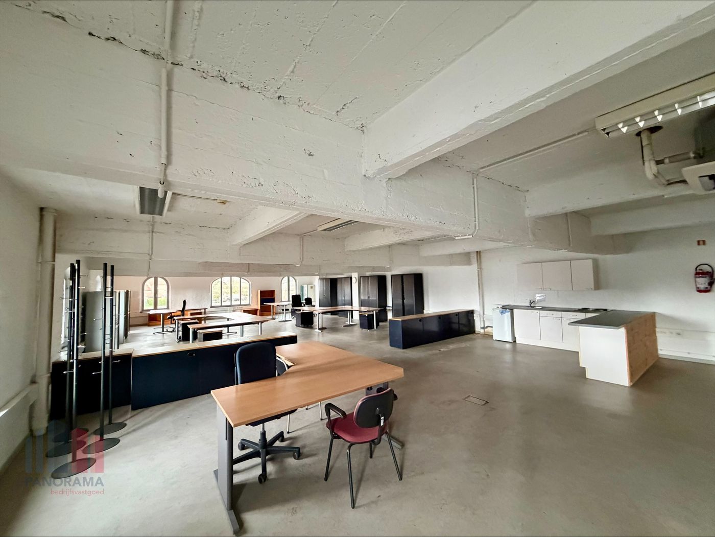 Instapklaar kantoor van 250 m² nabij de N21 - foto 5