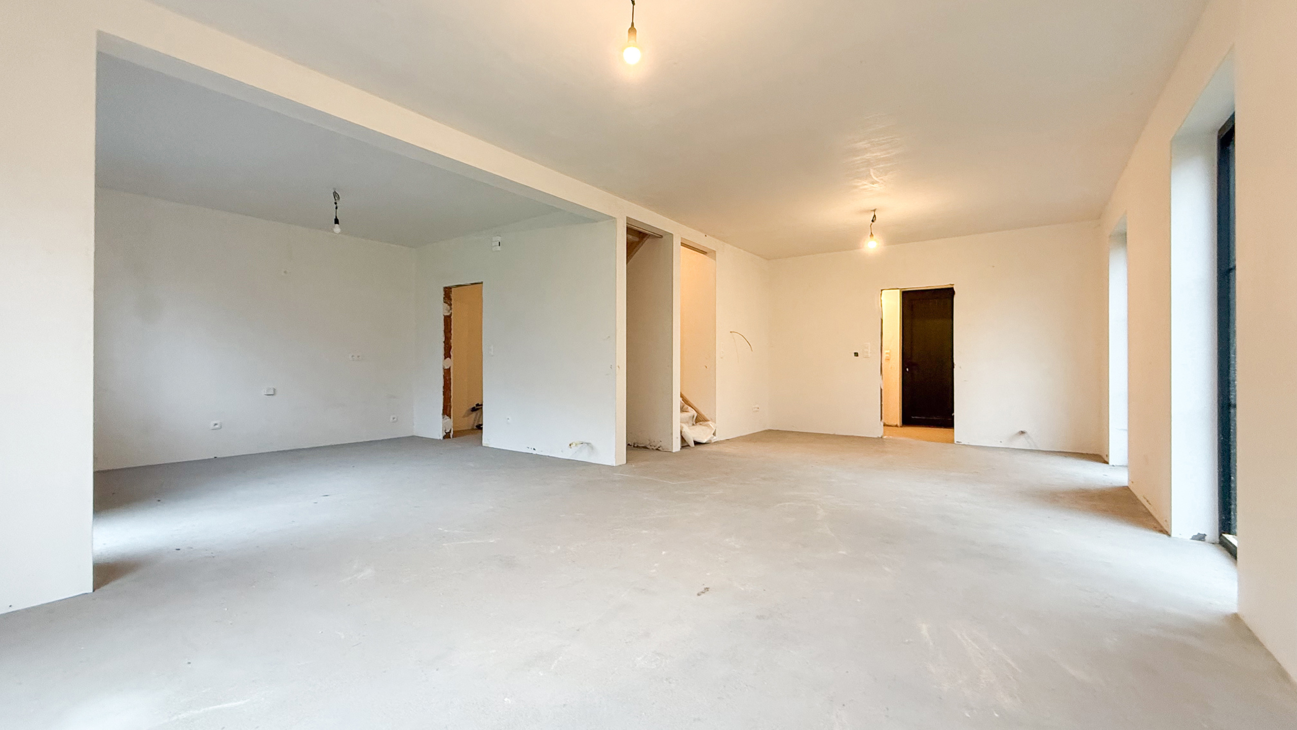 Volledig afgewerkte landelijke woning aan 2% Registratie! - foto 5