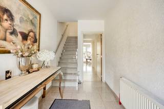 Immo DAVID propose : duplex avec jardin et garageNous vous présentons ce duplex prêt à emménager avec un excellent PEB B, situé dans un petit...