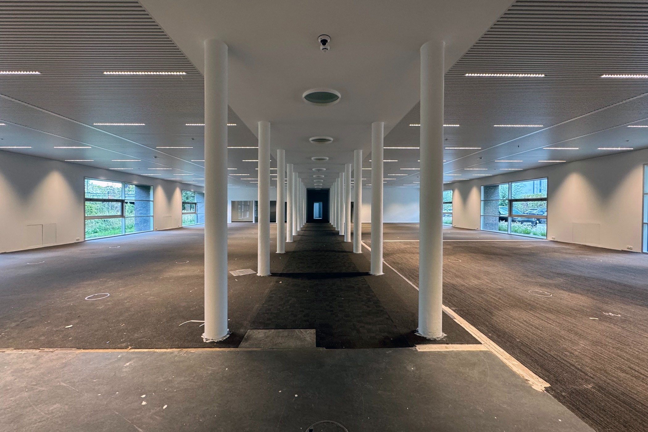 Moderne kantoorruimte van 815 m² te huur - foto 3