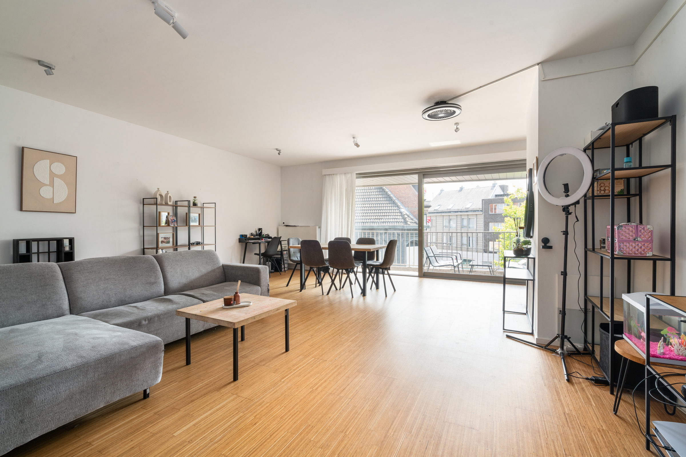 Stijlvol appartement met 2 terrassen in het centrum. - foto 4