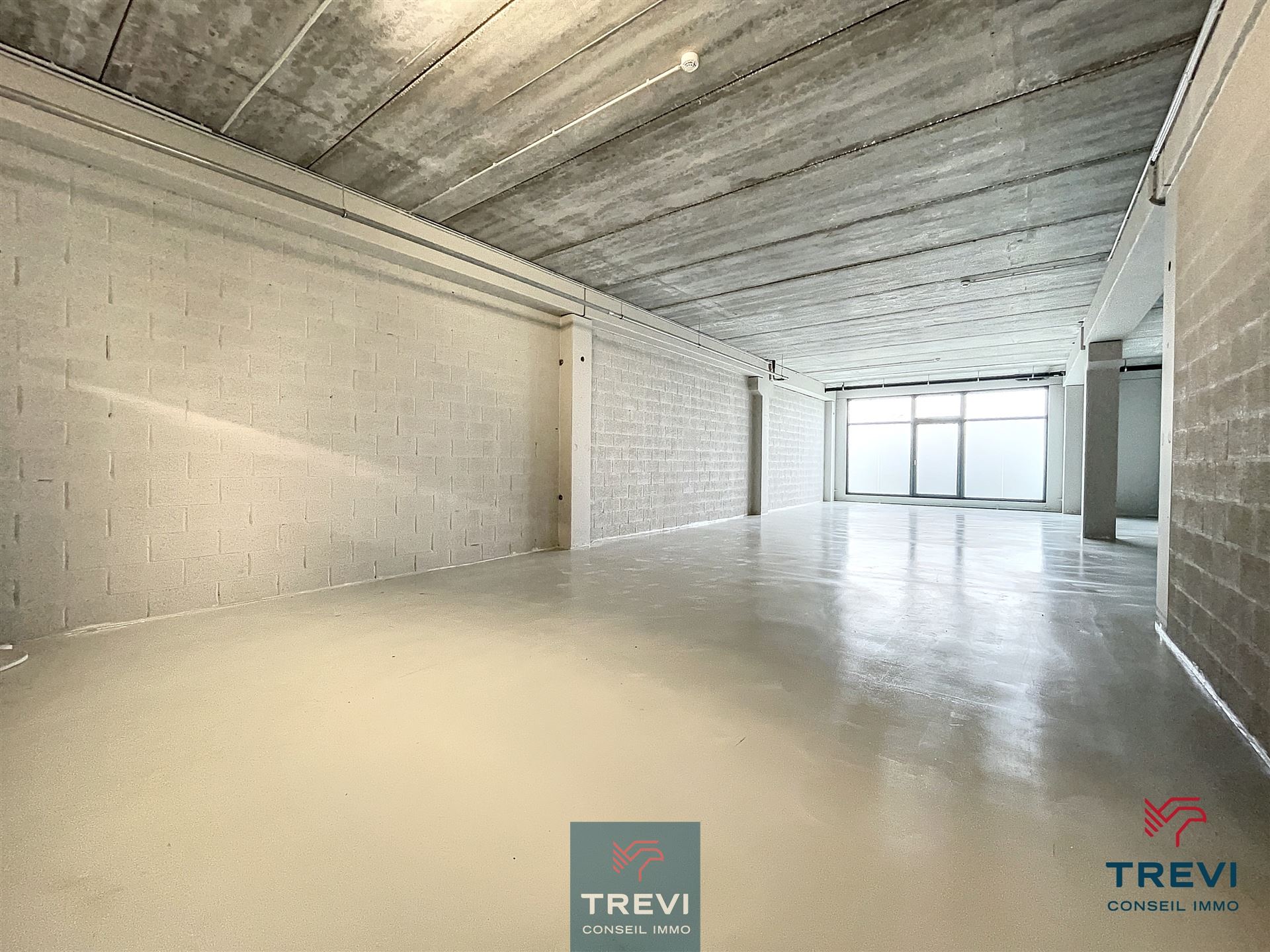 Commercial for rent in Braine-Le-Comte - photo 4