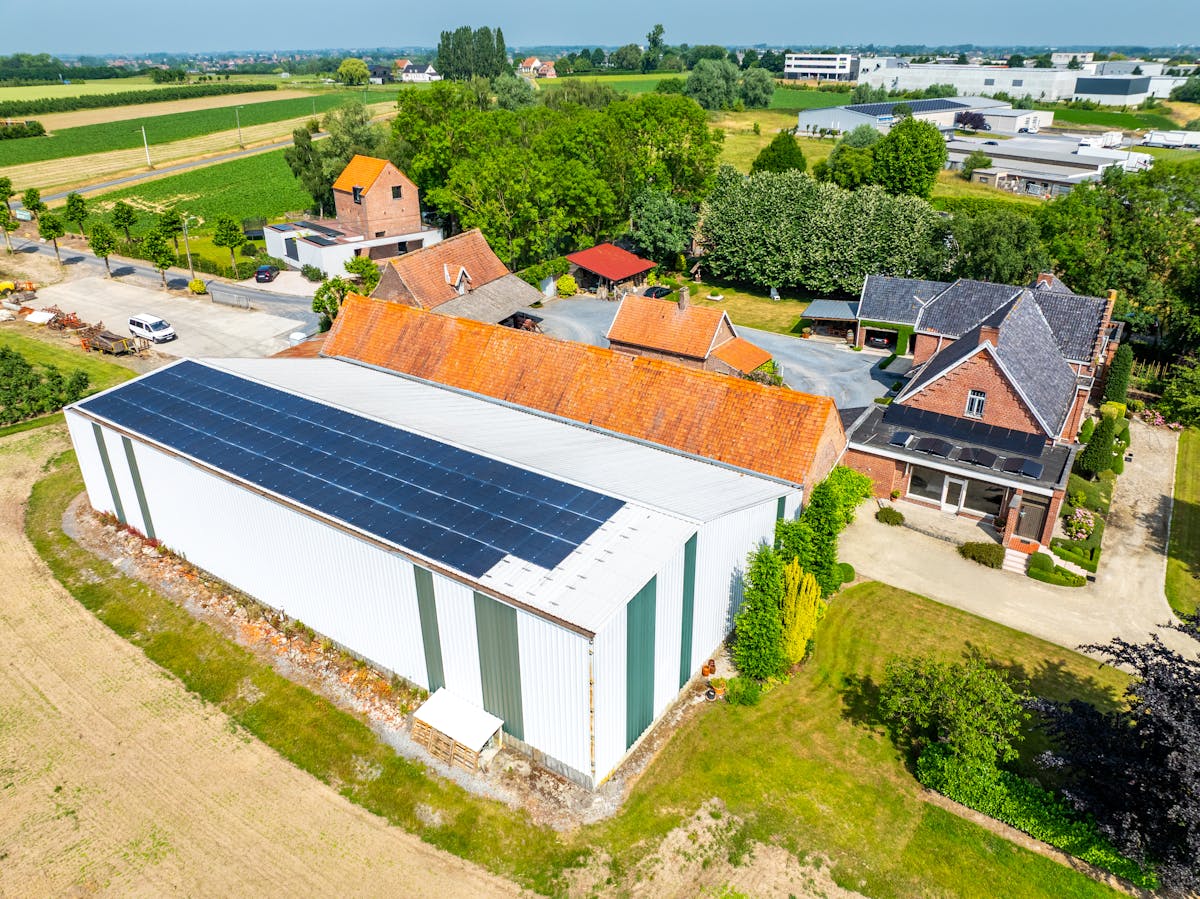 Propriété unique à vendre à Sint-Eloois-Winkel - photo 3