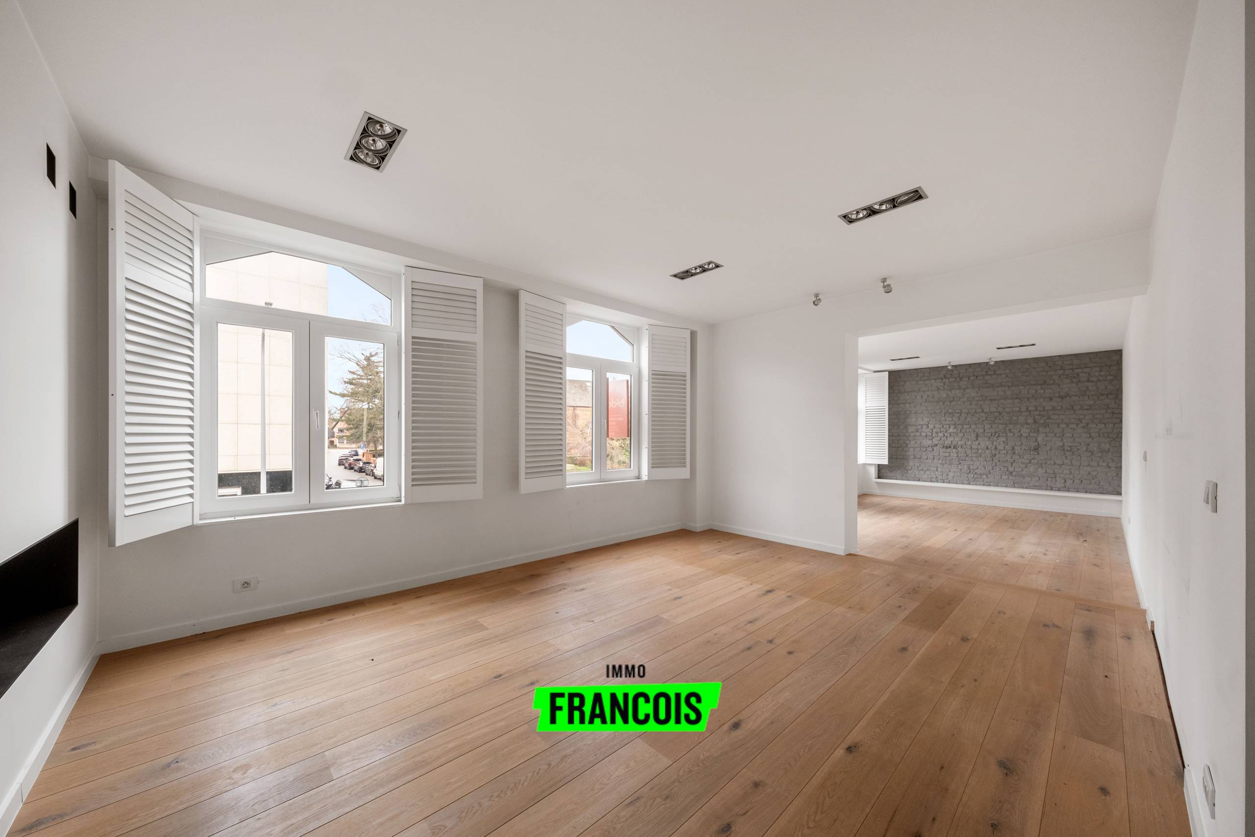 Instapklaar handelspand met luxueus duplex appartement te koop op toplocatie te Sint-Andries - foto 5