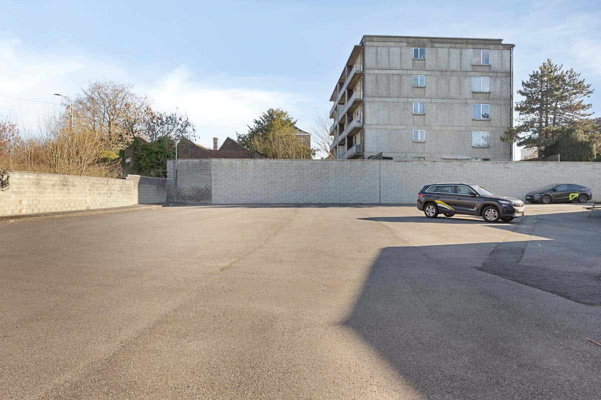 Industrial building (443 m²) on 1,654 m² land for sale in Ronse - photo 2