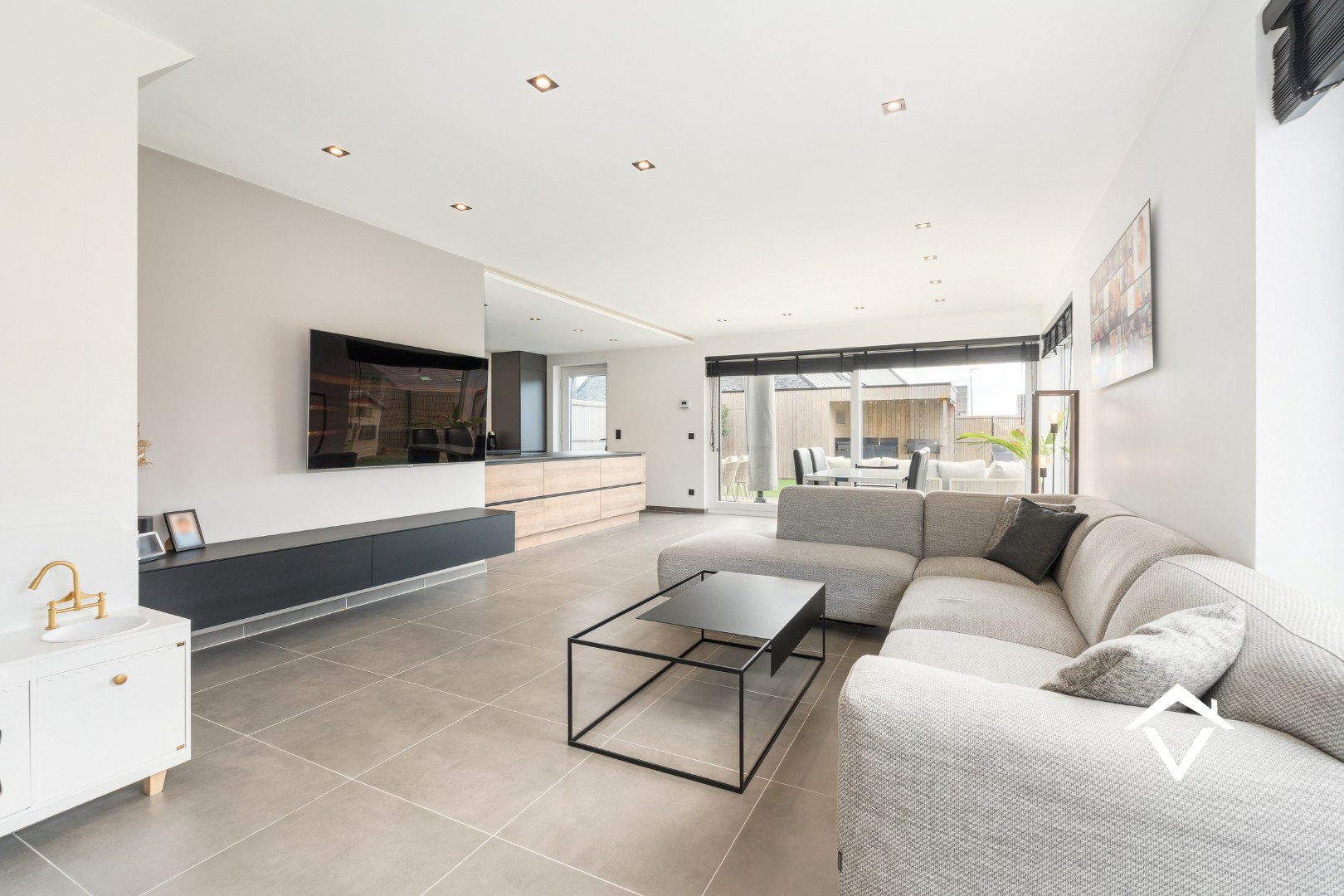 Instapklare woning met 3 slaapkamers en garage te Middelkerke - foto 4