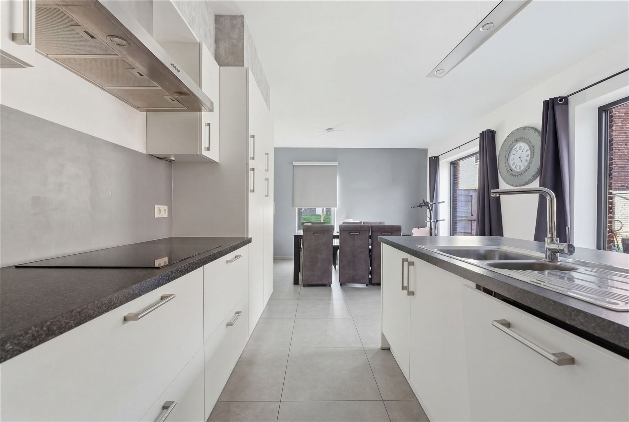 HUURWONING MET 3 SLPKS + PARKING NABIJ HET CENTRUM - foto 4