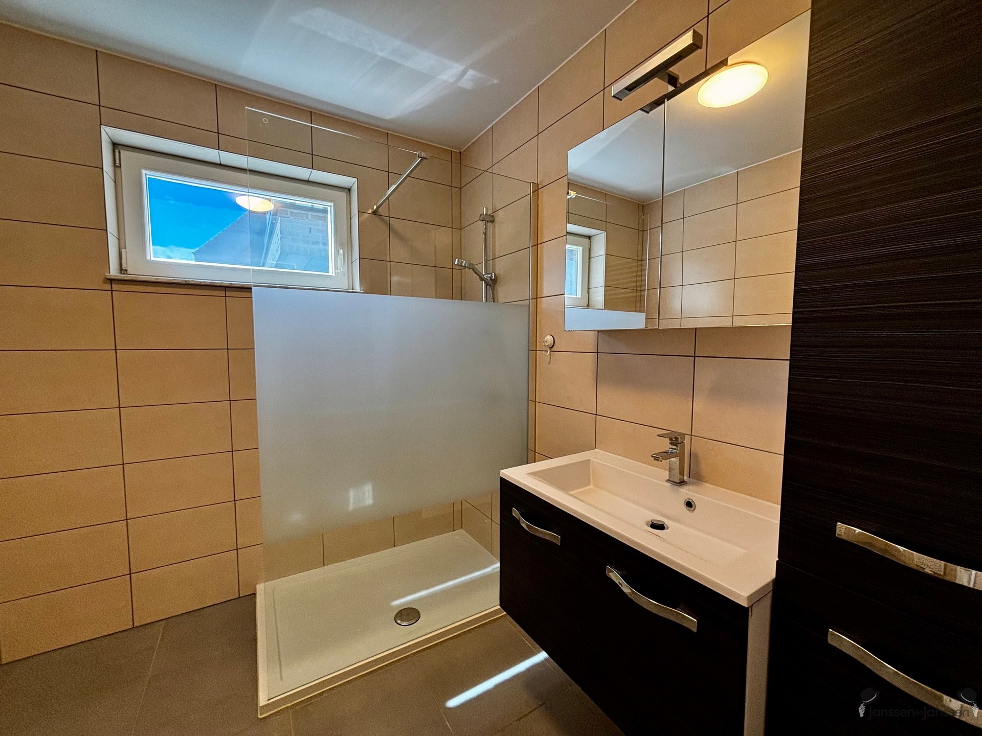 1 slaapkamer-appartement met garage - foto 5