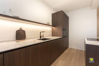 Appartement de 2 chambres à coucher élégamment rénové avec terrasse ensoleillée à BerchemDécouvrez cet appartement magnifiquement rénové de 95 m²...