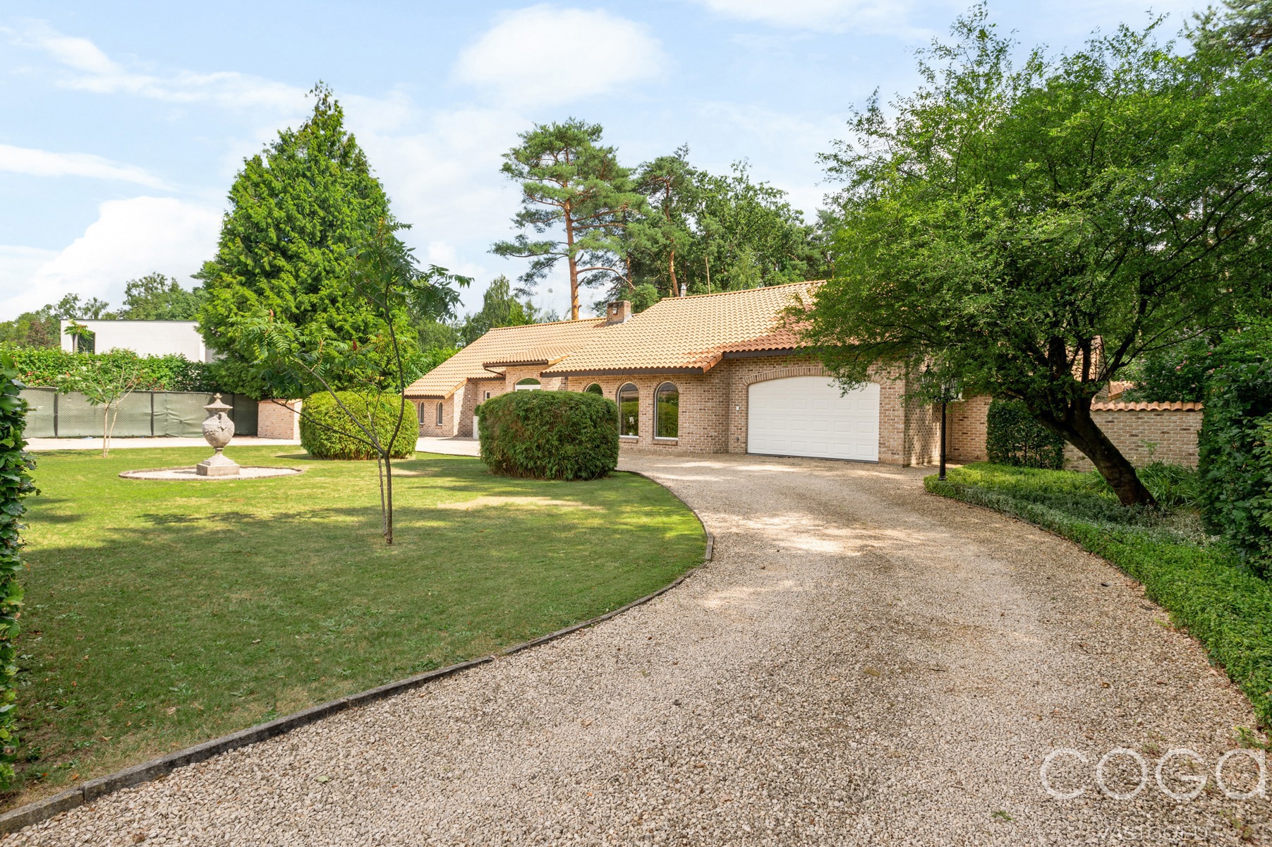 Prachtige gelijkvloerse villa op 1.964m² omgeven door groen! - foto 2