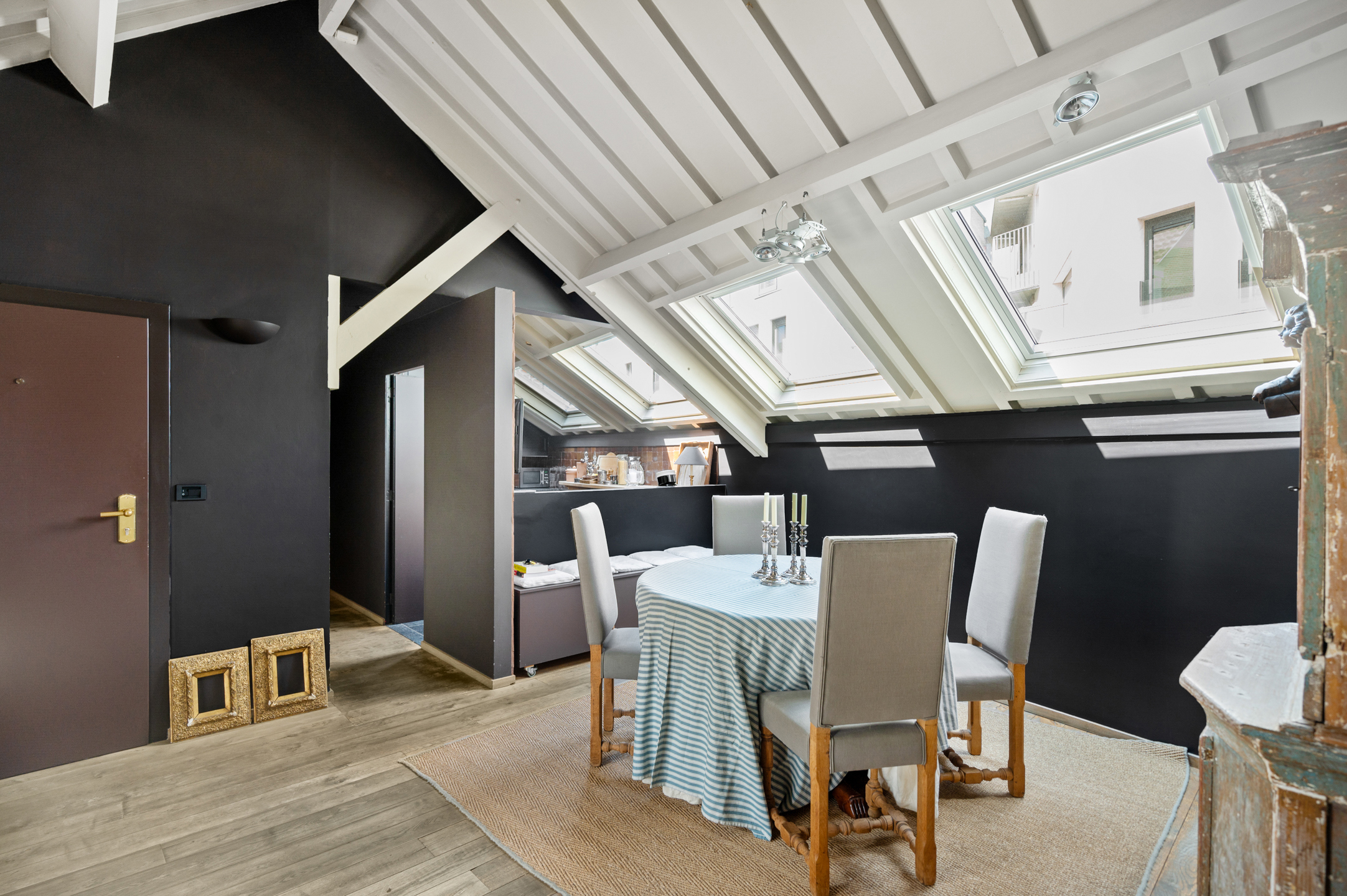 Apartment for rent in Antwerp with 2 bedrooms - photo 5