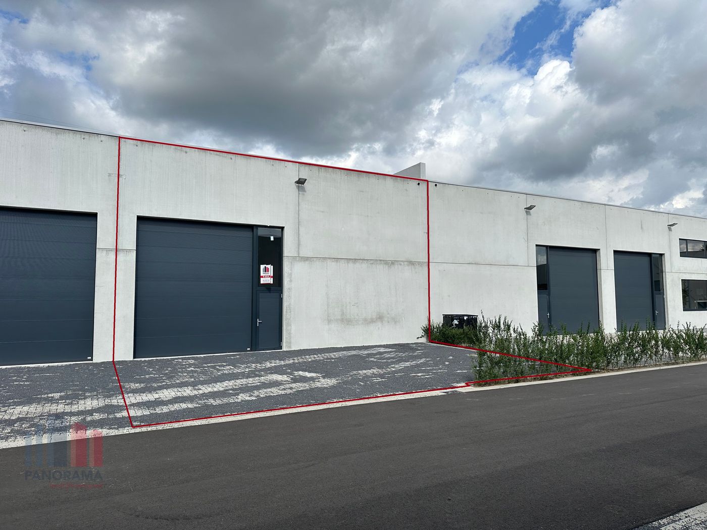 358 m² nieuwbouw KMO-unit op 460 m² terrein te koop - foto 2