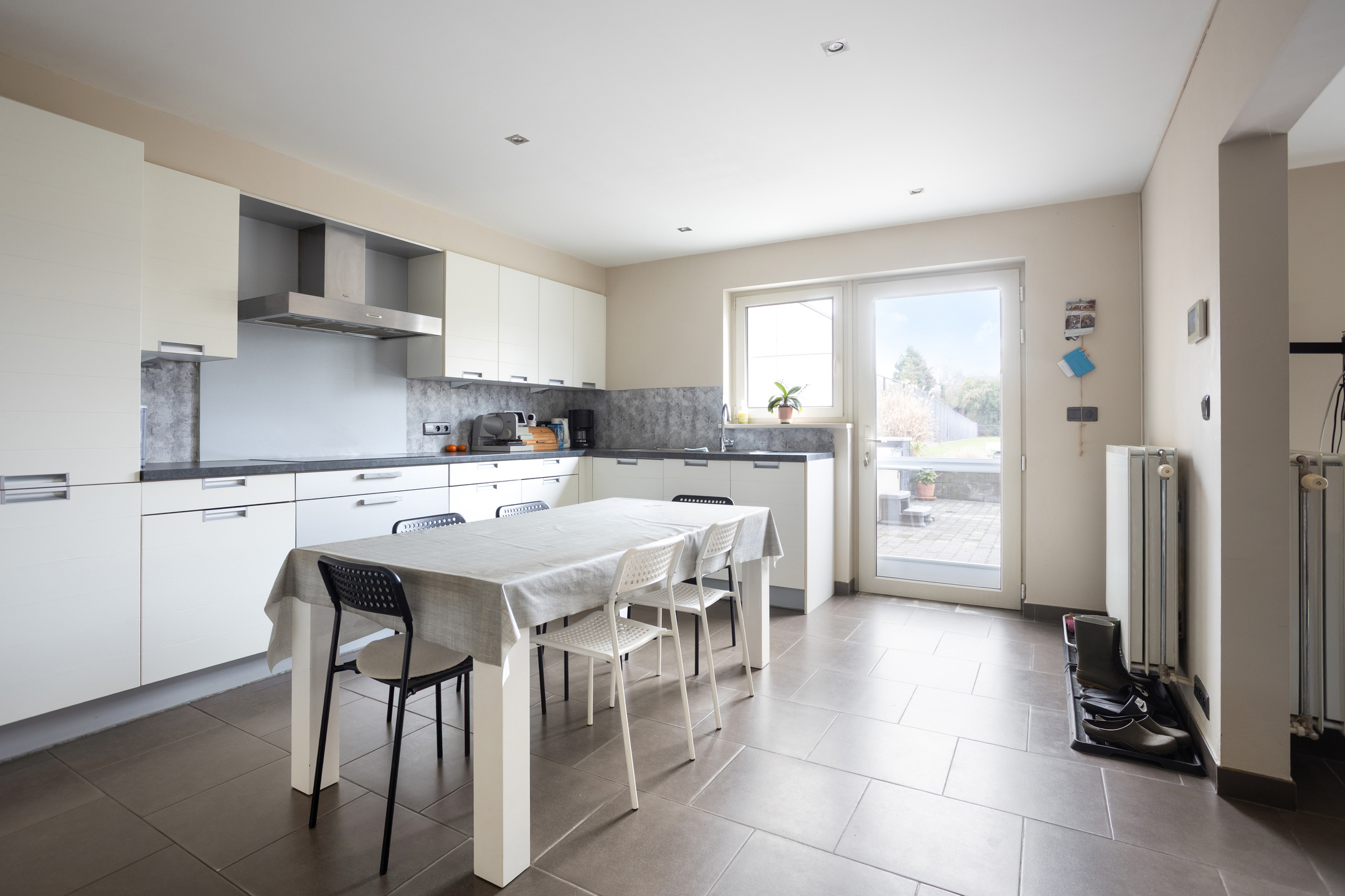 Ruime, energiezuinige woning met 6 slaapkamers &amp; 2 badkamers - foto 5