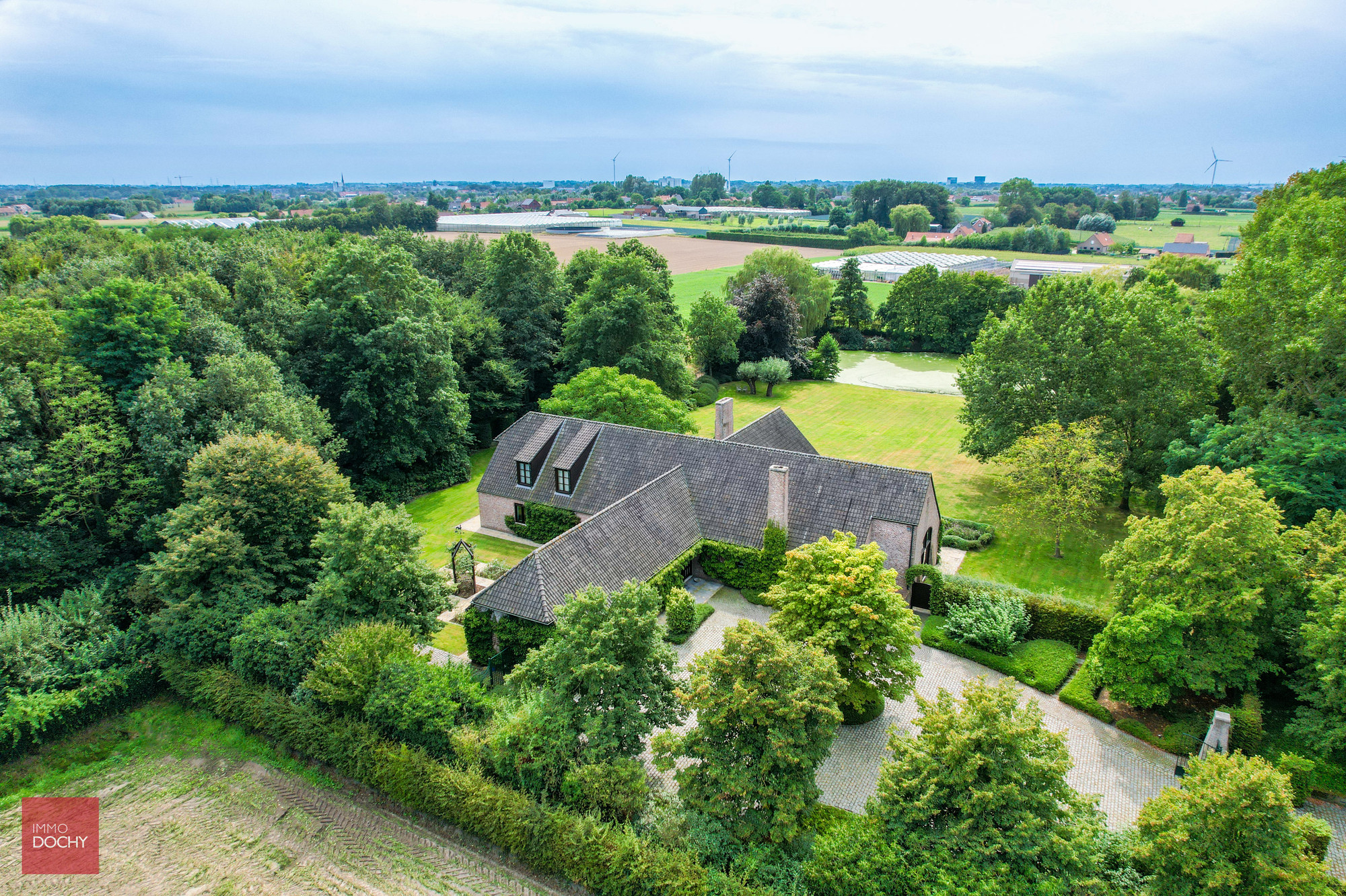 Ruim landhuis in prachtig domein van ca. 2ha - foto 1