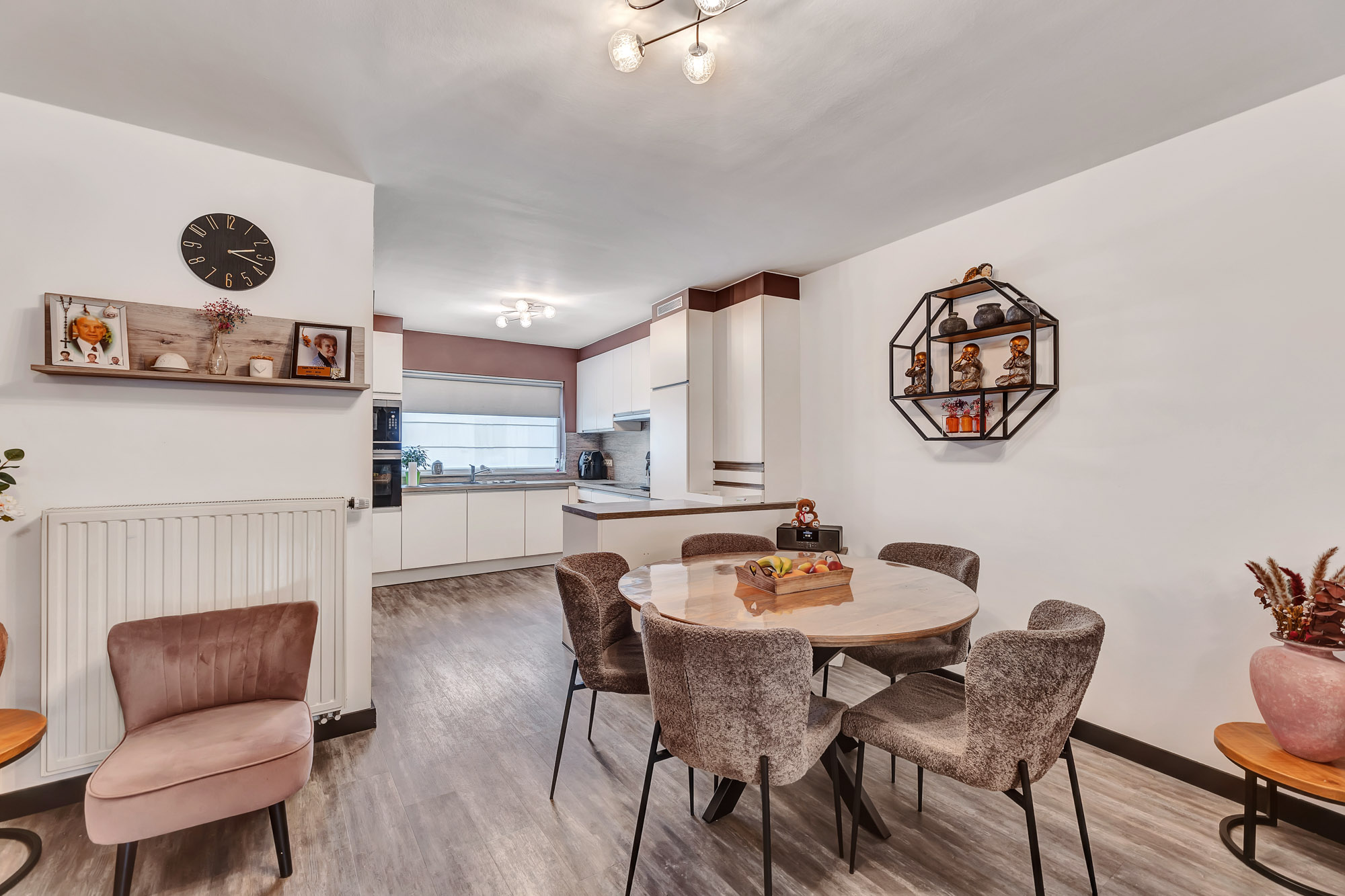 Instapklare woning met garage en tuin - foto 4