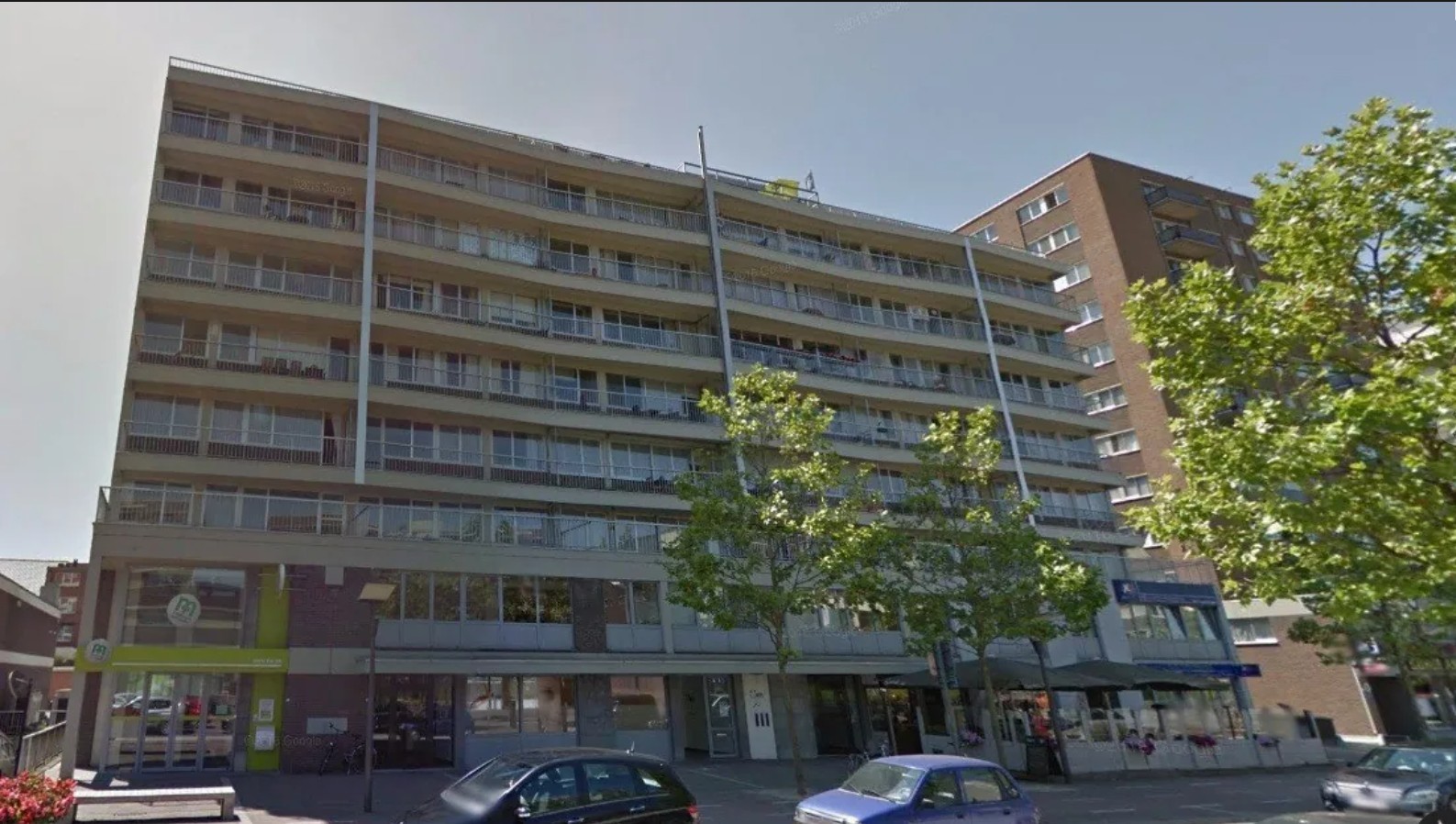 Ruime ondergrondse garage met elektrische poort te huur - foto 4