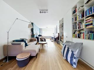 Vous recherchez une maison alliant espace, confort et emplacement unique ? Alors cette impressionnante maison familiale située sur le Waterkluiskaai...