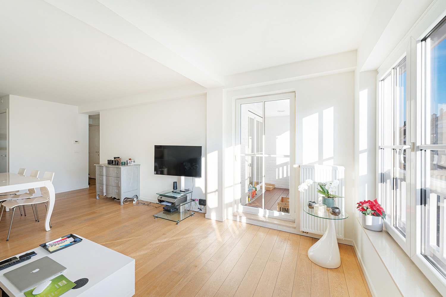 Stijlvol appartement in een standingvolle residentie in Normandische stijl gelegen in de Lippenslaan. - photo 4