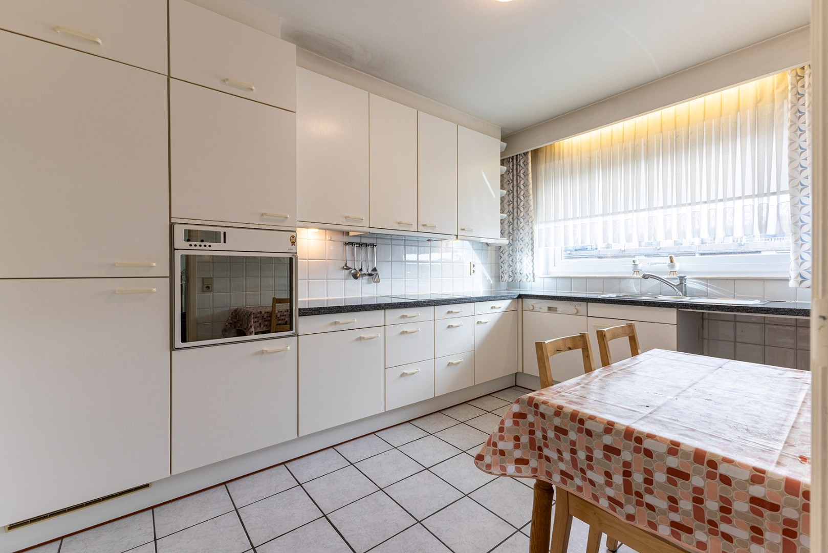 Ruim appartement (115m²) met 2 slpks , 2 terrassen nabij groen! - foto 5