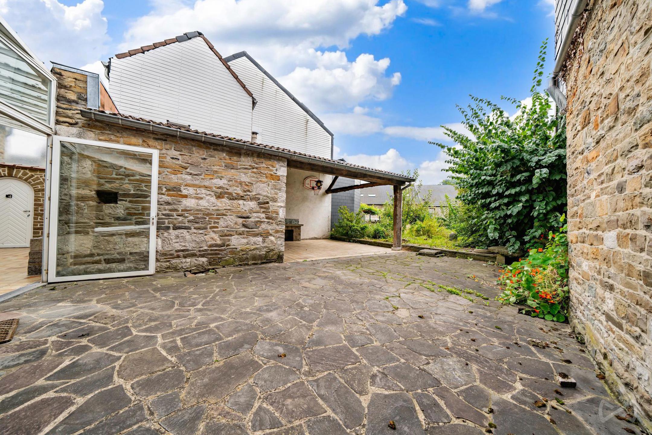 Maison à vendre à Comblain-Au-Pont avec 5 chambres - photo 3