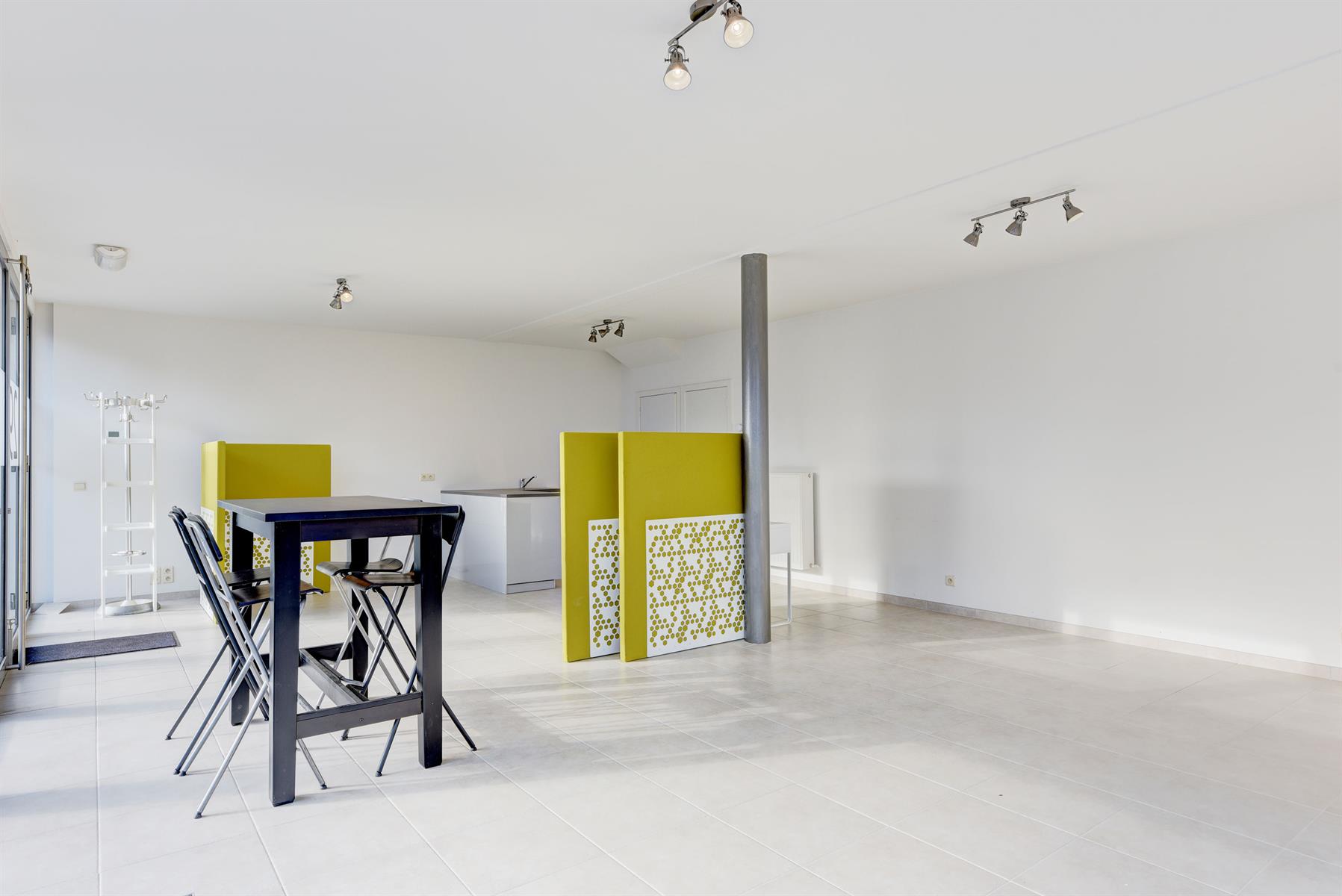 Recent handelsgelijkvloers op toplocatie - foto 3