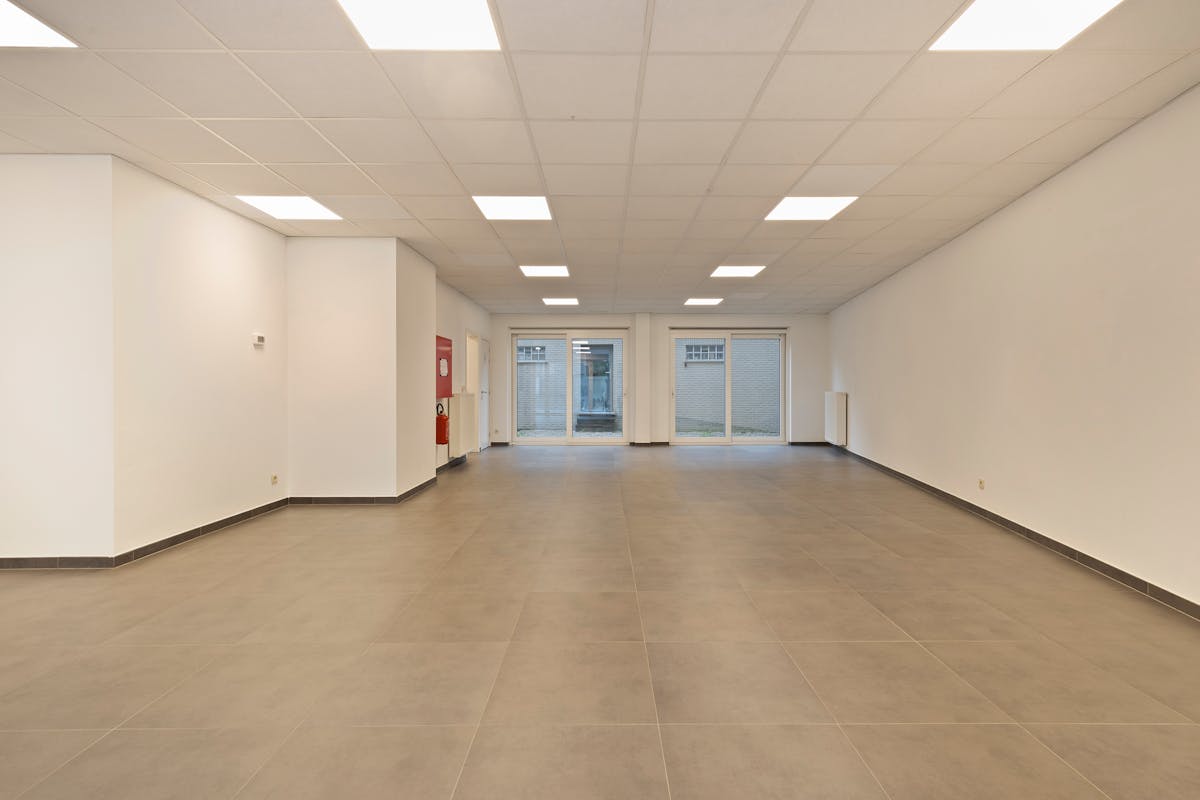 Kantoorruimte (85 m²) te huur in het centrum van Aalter - foto 4