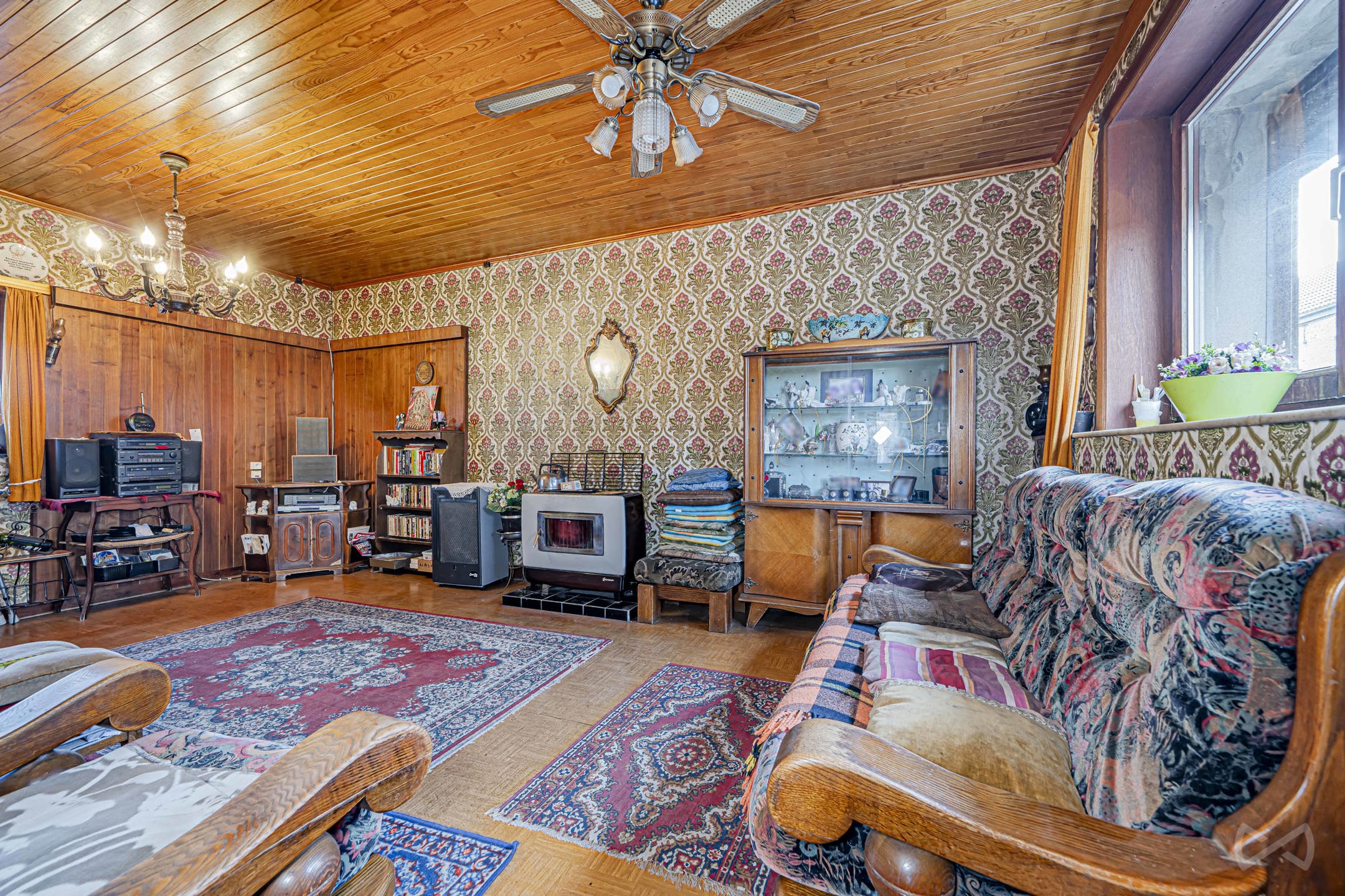 Huis te koop in Hyon met 5 slaapkamers - foto 2