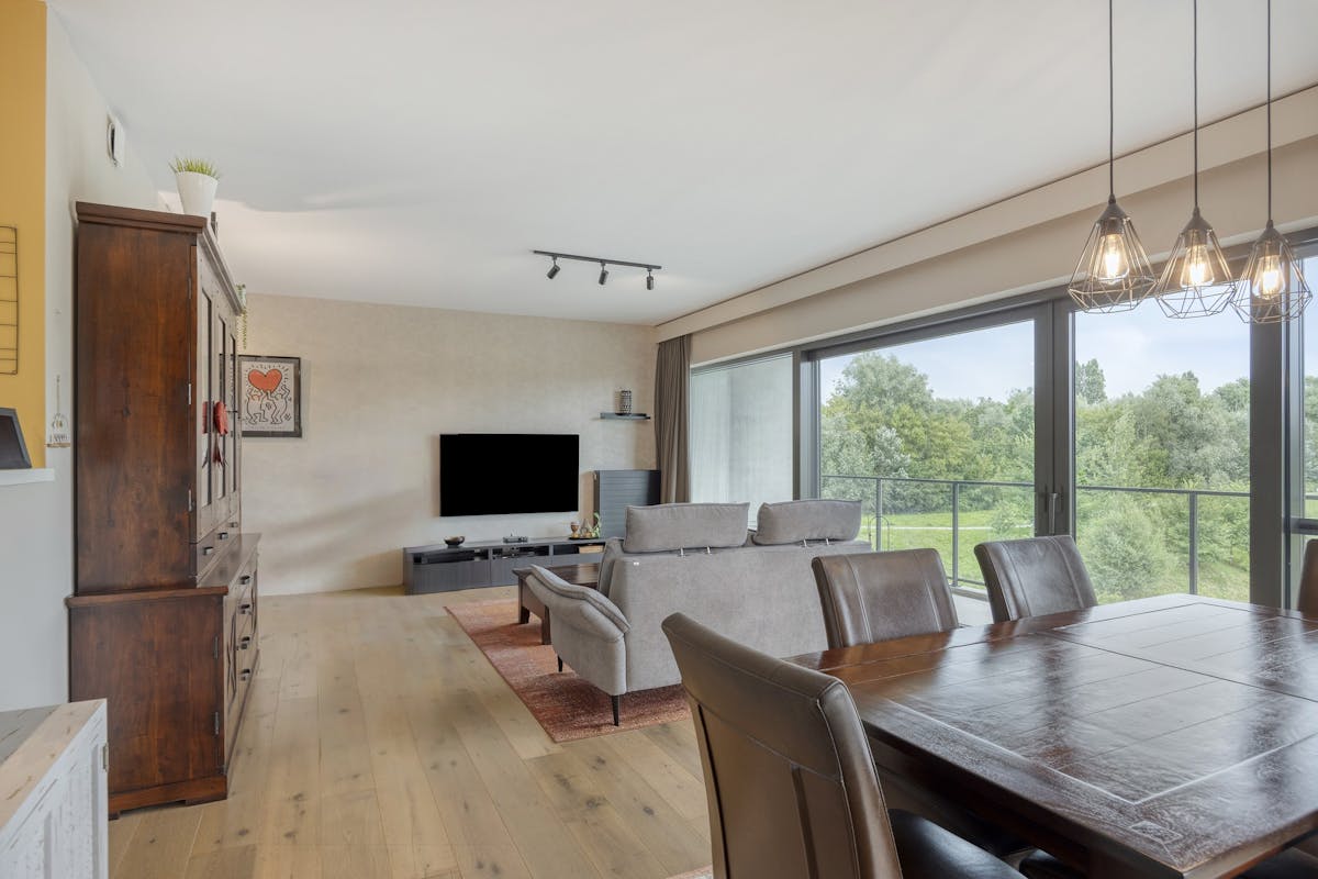 Uniek appartement met terras en parkings te koop in Hemiksem - foto 3