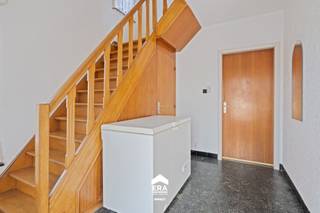 Nabij het centrum van Neeroeteren bevindt zich deze charmante open bebouwing. Met een ruime bewoonbare oppervlakte biedt deze woning ruimte voor...