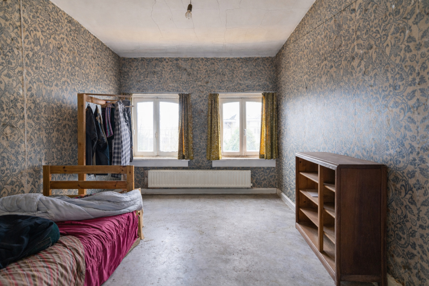 Te renoveren rijwoning met 3 à 4 slaapkamers en ruime tuin. - foto 5