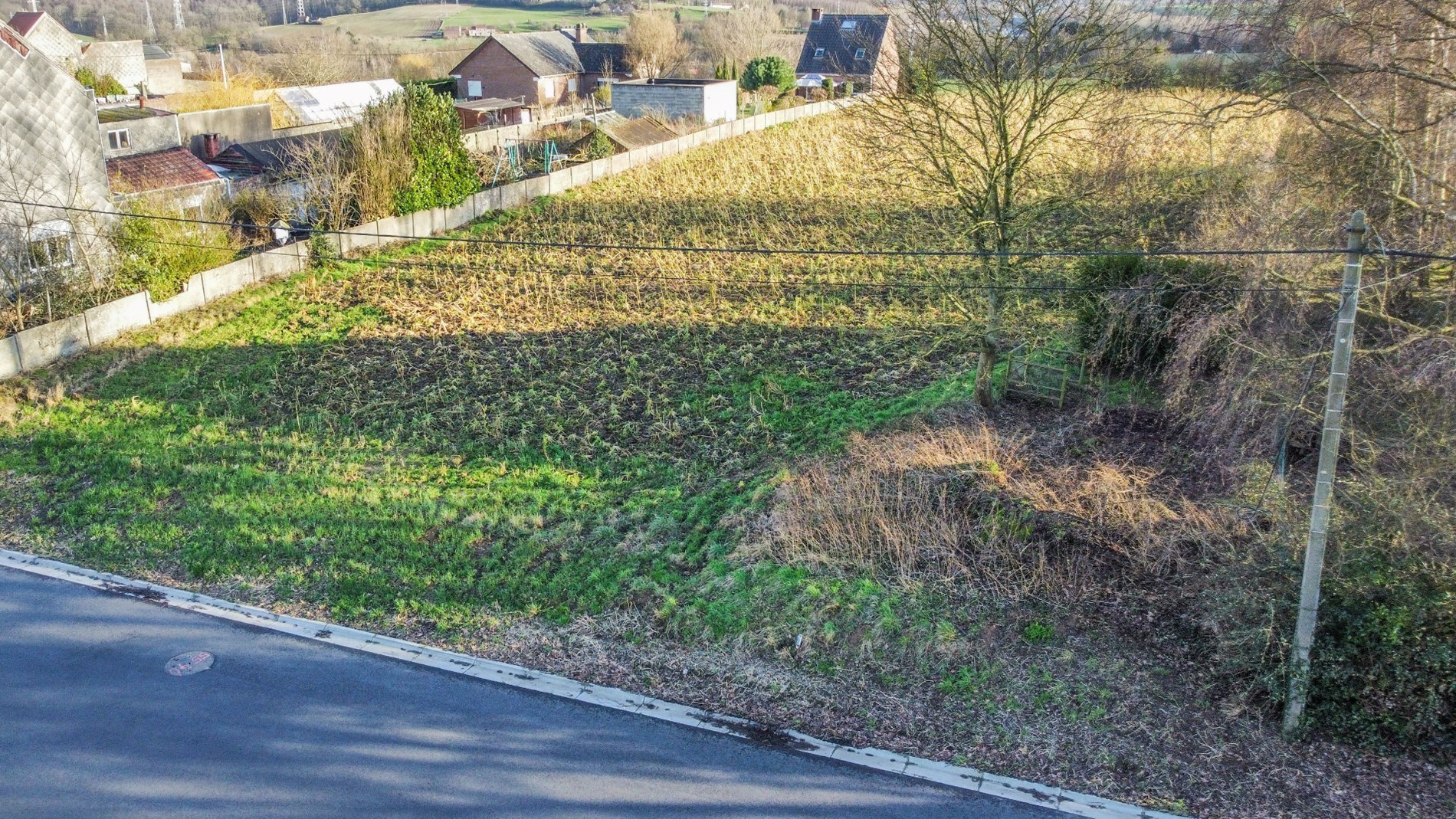 Een mooi gelegen bouwgrond voor halfopen bebouwing (LOT 1) - foto 4