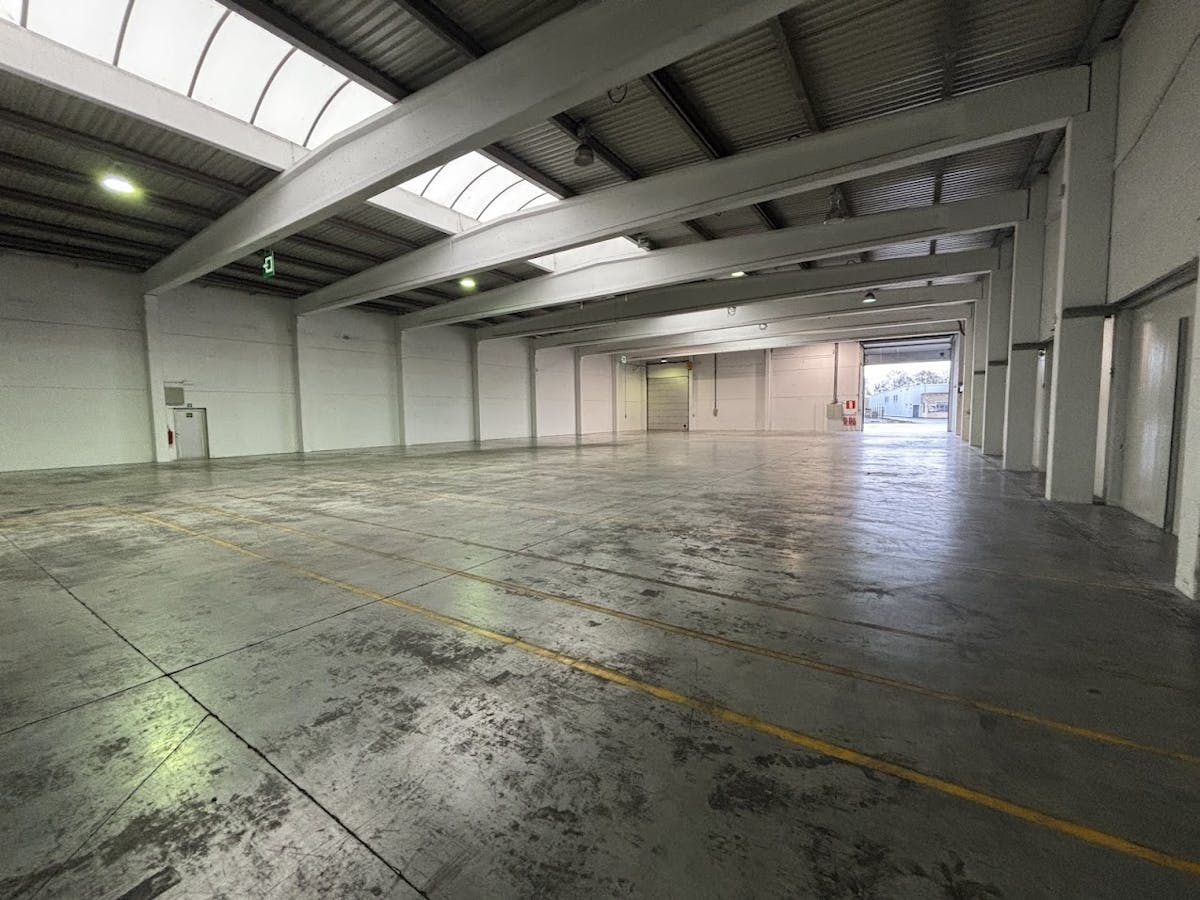 Entrepôt à louer d'environ 1 260 m² à Kuurne - photo 4