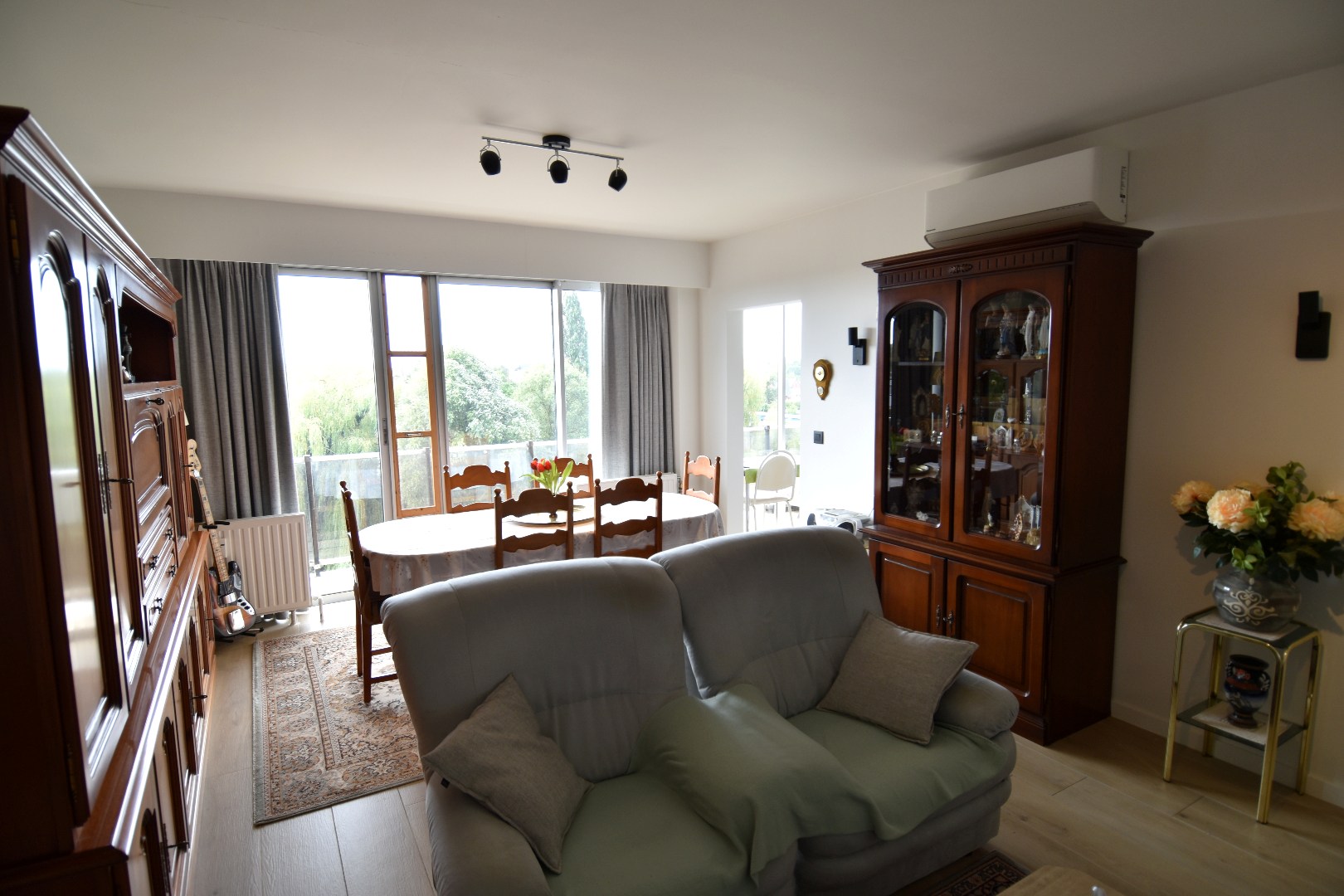 Instapklaar 2-slaapkamerappartement te koop op toplocatie in het hart van Gullegem - foto 5