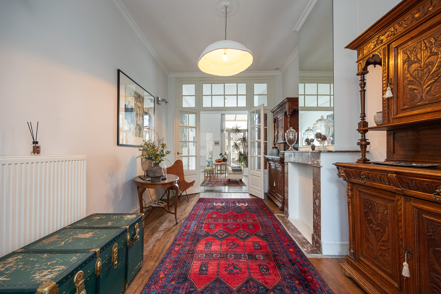 Prachtige gerenoveerde herenwoning van 341 m² in hartje Antwerpen met tal van mogelijkheden: combi wonen/werken of gedeeltelijke verhuurmogelijkheden - foto 1