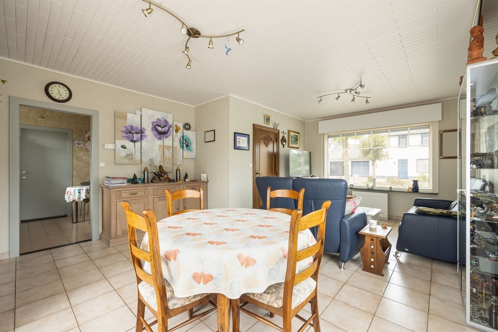 Woning met 3 slaapkamers in een rustige straat - foto 2