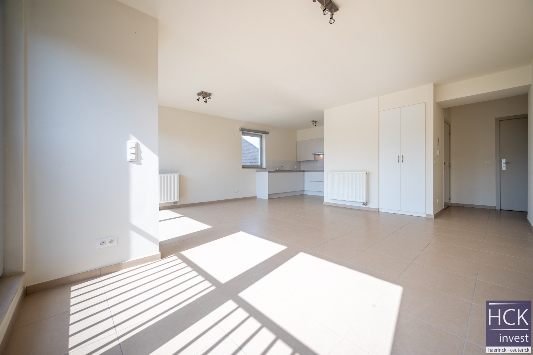 KRUISHOUTEM - Instapklaar 1-SLPK. appartement met terras én carport - foto 5