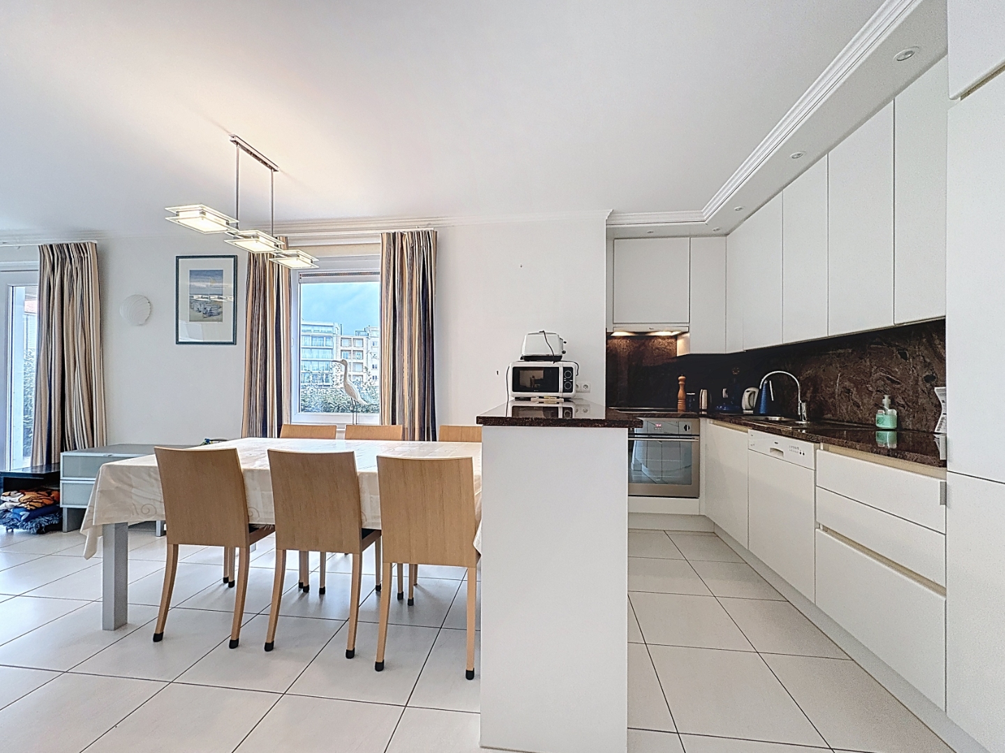 Appartement met topligging, zicht op de duinen en Mieke Hill. - photo 2