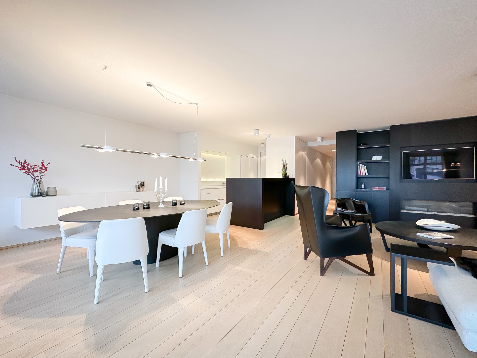 Uitzonderlijk appartement in de iconische residentie Carlton - foto 3